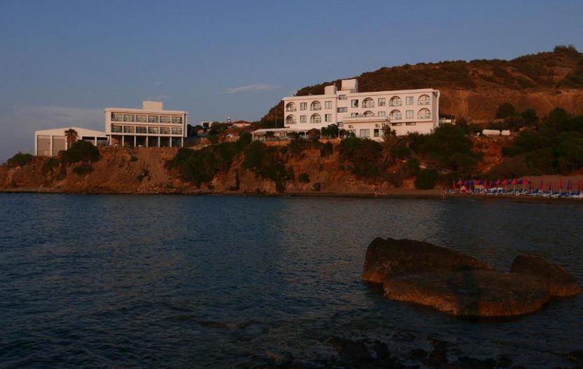 Pyrgos Bay Hotel